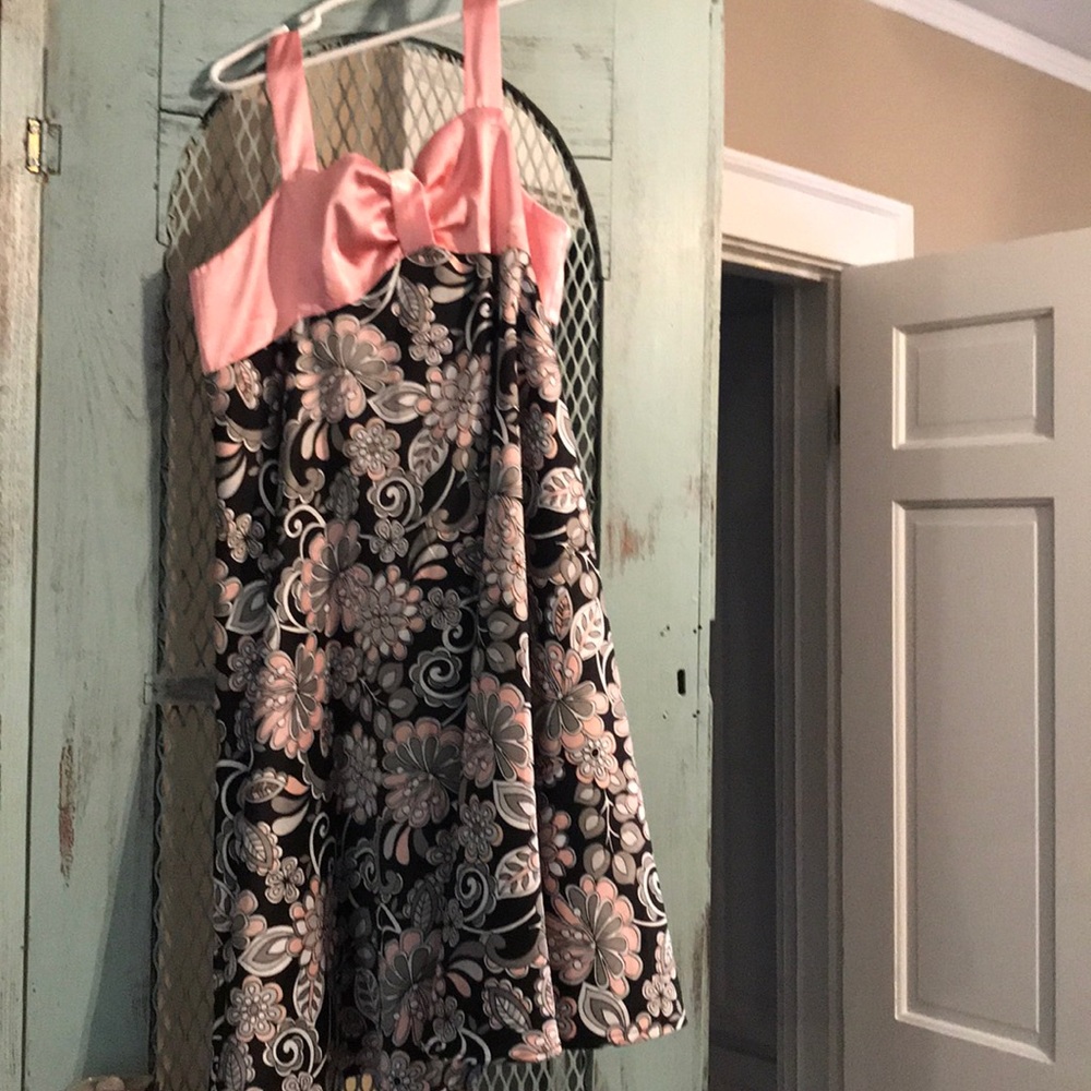 Girls dress